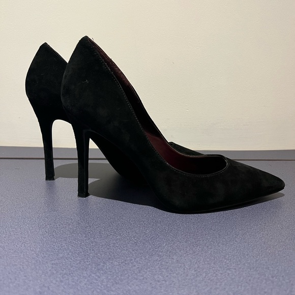 BCBG Generation Suede Pump - Picture 6 of 9